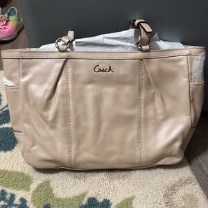 Coach Light Tan Leather Tote